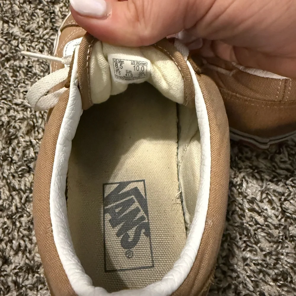 Vans ‘Old Skool’ Sneakers - Picture 8 of 8